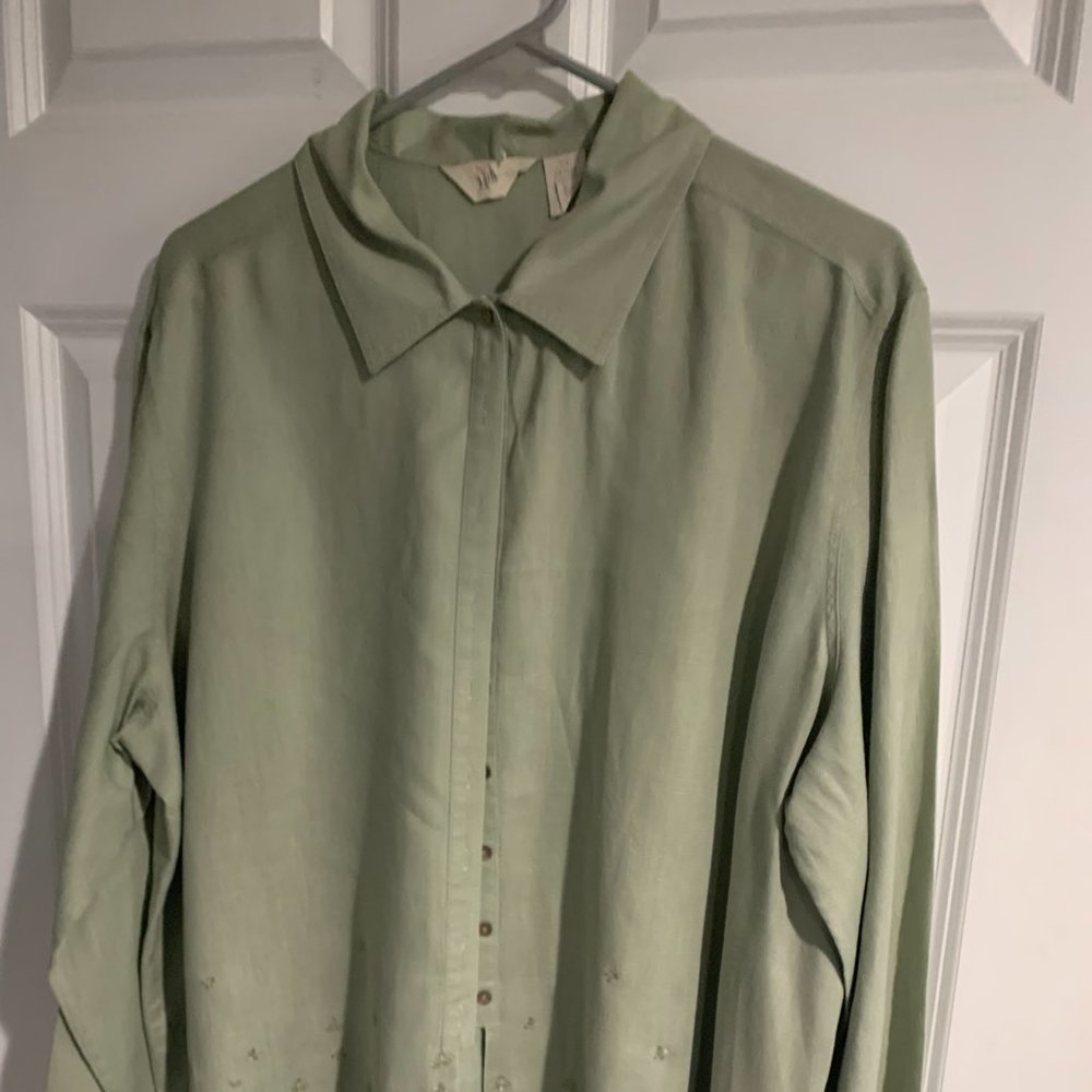 Beautiful green linen shirt